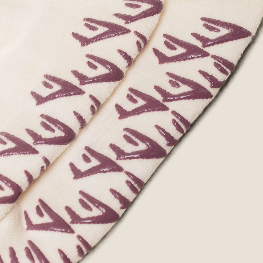 GS - Frill Pilates Midi Sock - Soft White / Calm Pink
