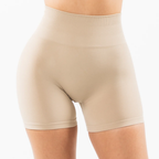 Alphalete - Amplify Ultra-High Rise Short - Linen
